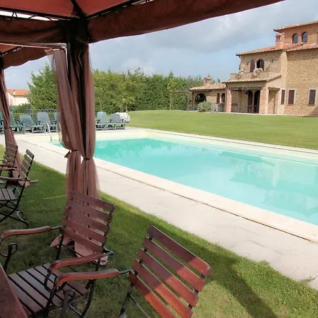 Villa Sleeps 16 Pool Air Con Wifi Ranciano