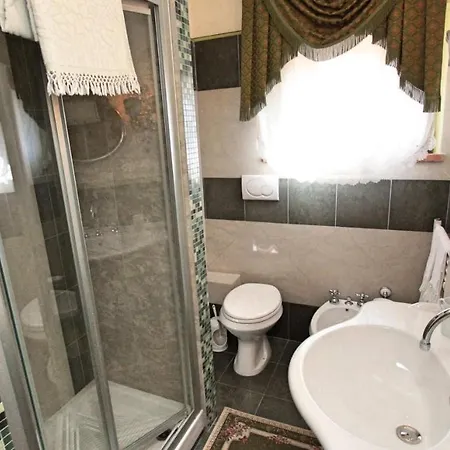 Sleeps 16 Pool Air Con Wifi * Ranciano